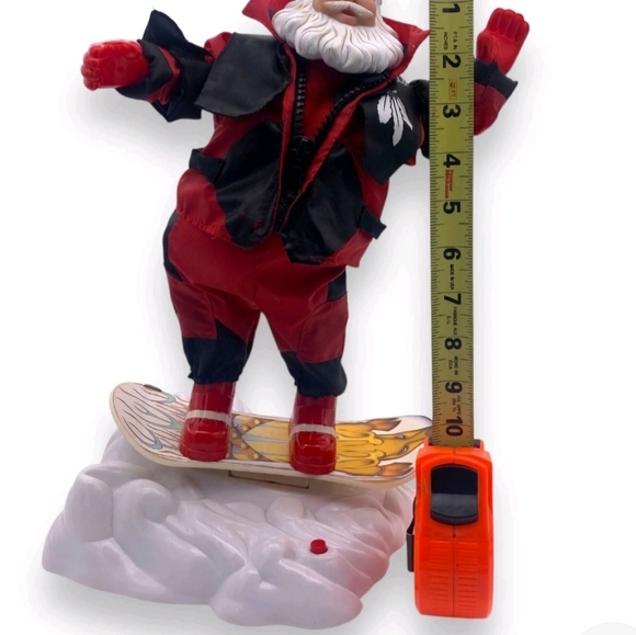 GEMMY Snowboarding Santa Boggies to the song Born to be Wild 2000 Animated Video - Picture 13 of 13